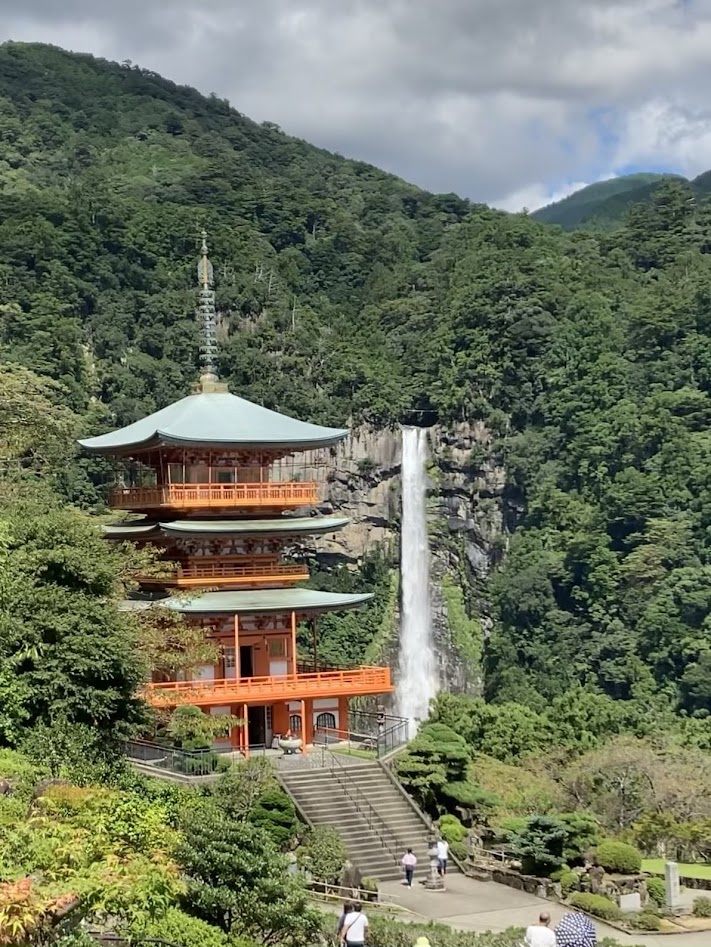 熊野那智大社と那智の滝