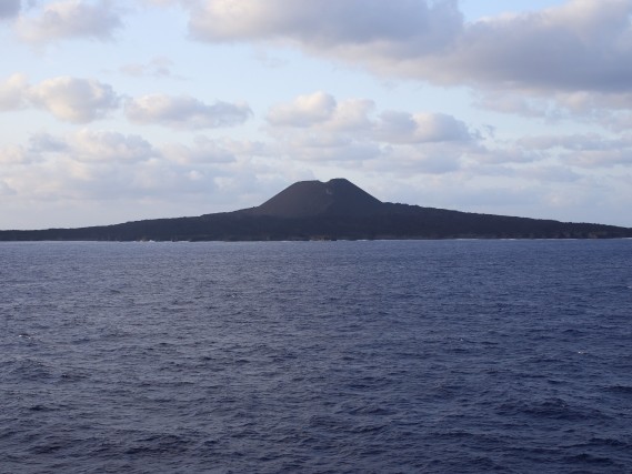西之島